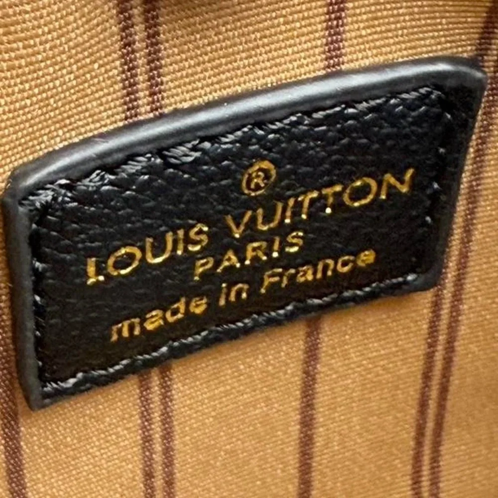 Louis Vuitton Black Monogram Embossed Leather Gold Chain Crossbody Bag Designer - Picture 6 of 8